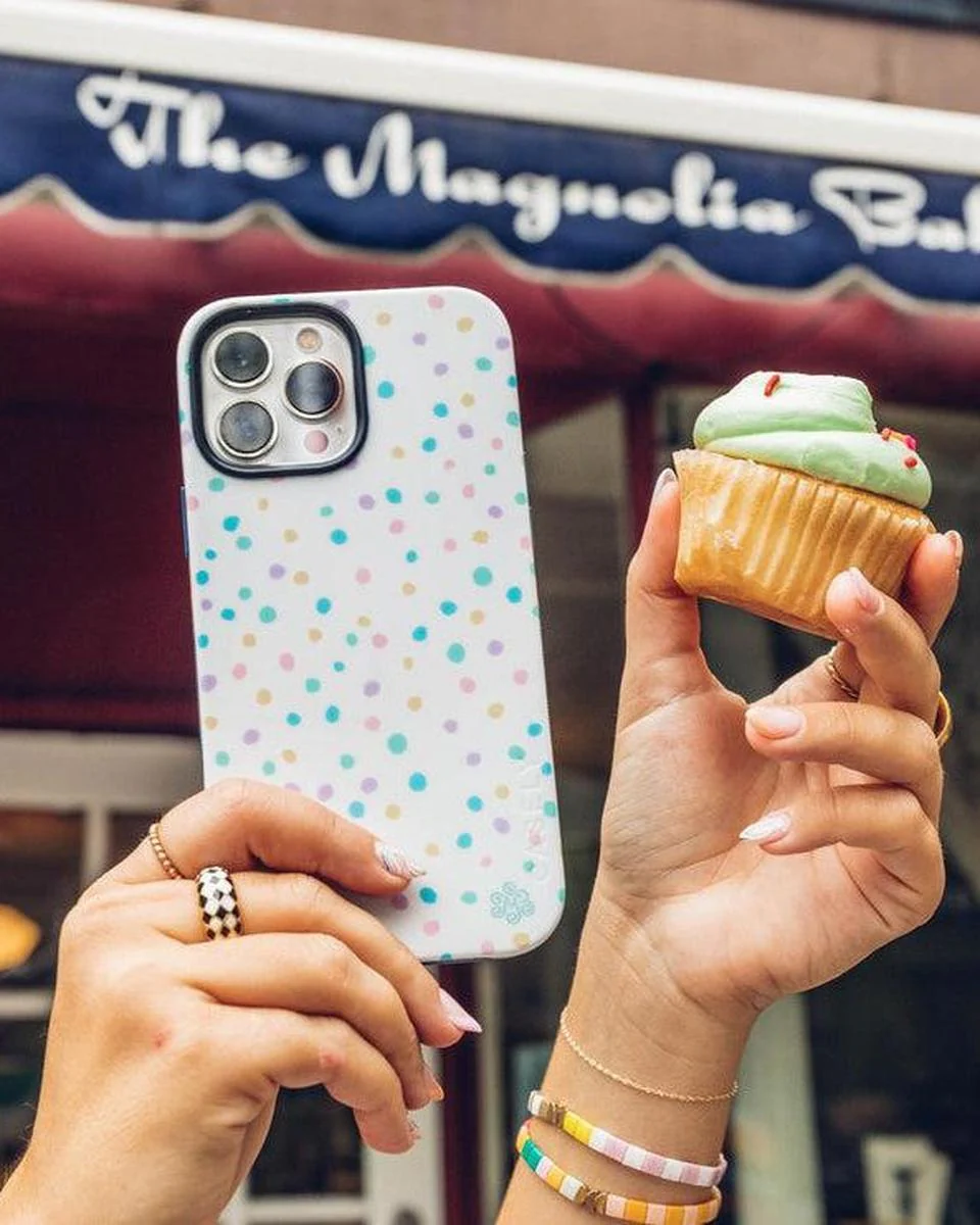 Confetti Cupcase | Magnolia Bakery Case - Image 35