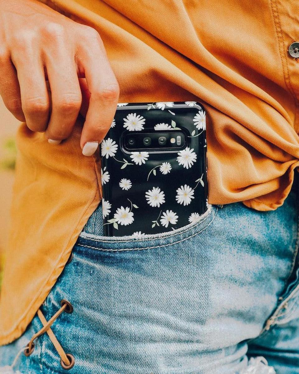 Daisy Daydream | Black Floral Samsung Case - Image 11