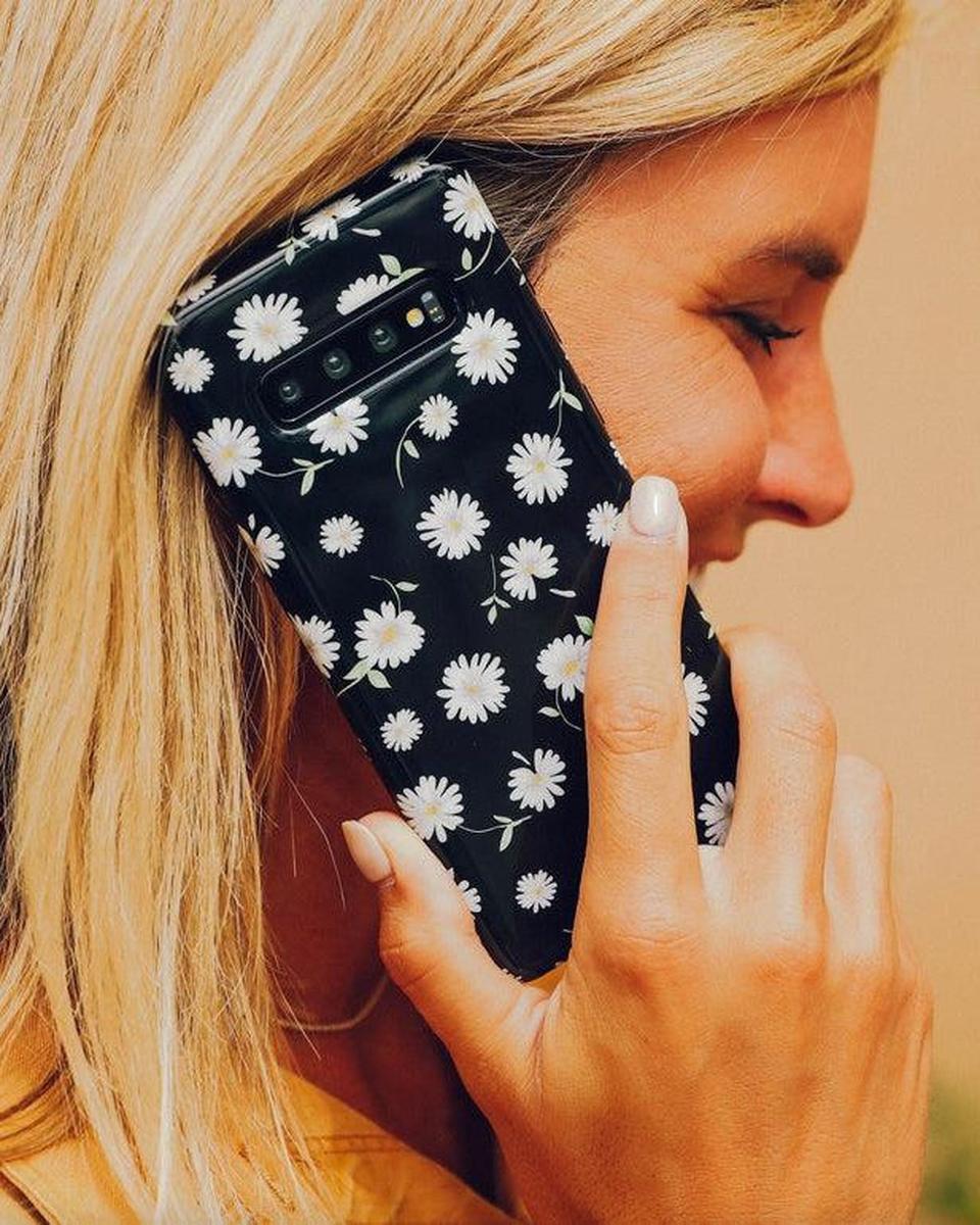 Daisy Daydream | Black Floral Samsung Case - Image 14