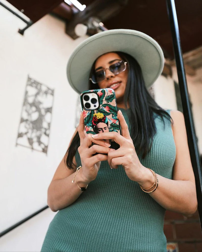 Find Your Muse | Frida Kahlo Portrait Samsung Case - Image 9